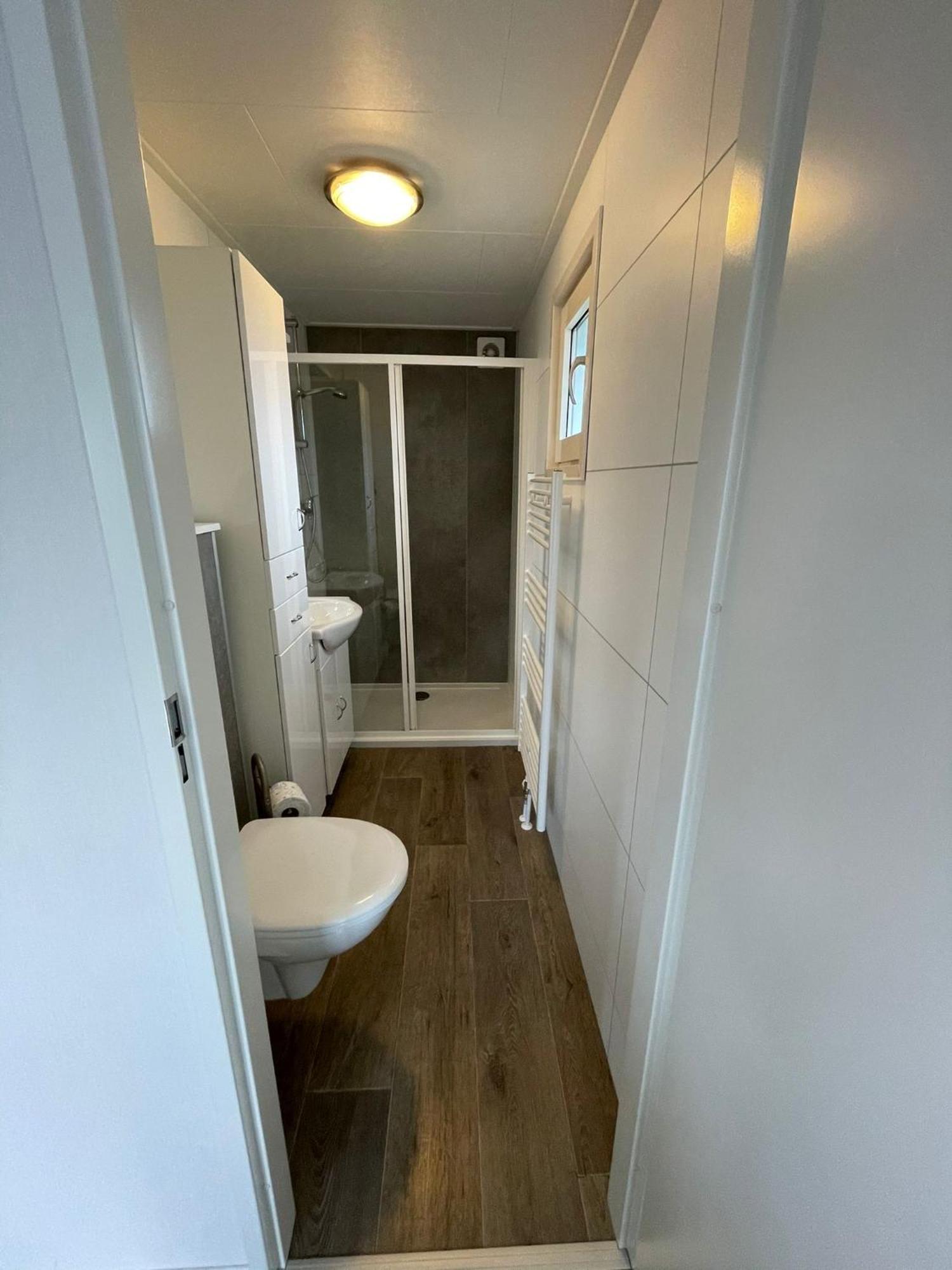 Chalet Op Gezellige Familiecamping Bij Zee Kamperland Exteriör bild